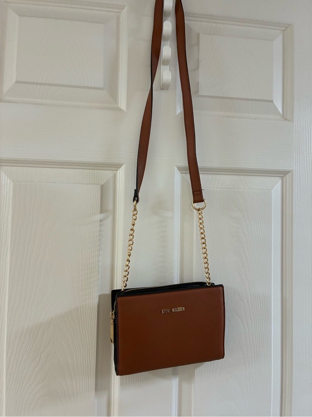 Steve Madden Tan/Brown Crossbody Bag with Gold Chain Strap
